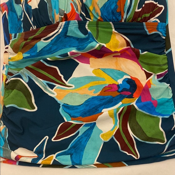 LA-BLANCA Women Swim Tankini
Hipster Floral Neck Top Size 4 - Picture 3 of 9